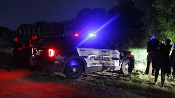 Tres arrestados en el caso del camión con 51 migrantes muertos en Texas