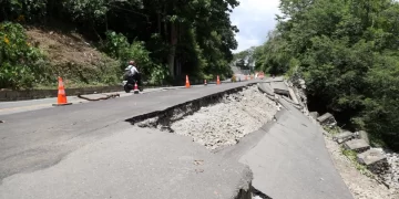 Filipinas evalúa daños y se mantiene en alerta tras el fuerte seísmo