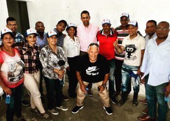 Gómez Mazara afirma: “Hay que agradecerle adecentamiento del país a Miriam, Camacho y Berenice”