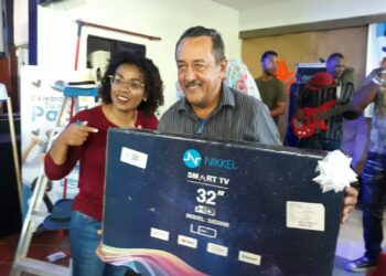 Diputada Fior Daliza Peguero festeja a padres de San Pedro de Macorís