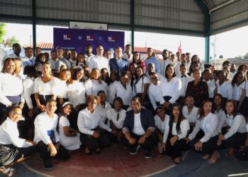 INDOTEL e ITLA gradúan 290 nuevos técnicos en el área de tecnologías digitales en San Pedro de Macorís