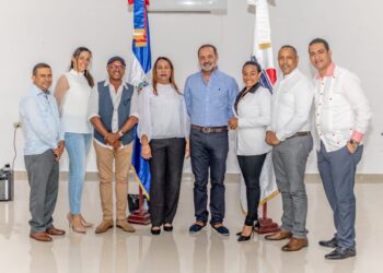 DGBA Realizo encuentro con Autoridades de la provincia Monseñor Nouel