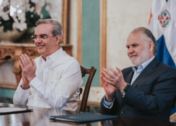 Presidentes de RD y Colombia firman declaración conjunta que crea área oceánica protegida  en el mar Caribe