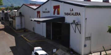 Estado Dominicano hará licitación para adjudicar acciones recibidas de socio privado en La Tabacalera