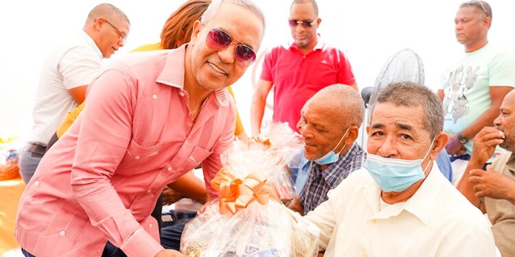 Fundación Oviedo celebra el Día de los Padres