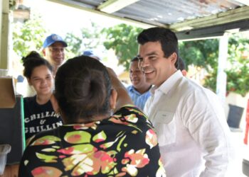 Wellington Arnaud: 55 mil personas más reciben agua potable en Peravia