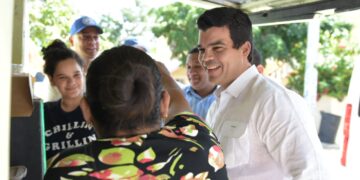 Wellington Arnaud: 55 mil personas más reciben agua potable en Peravia