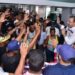 Abel Martínez recibe apoyo del diputado Eddy Montás