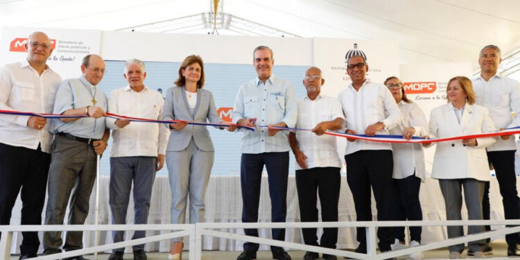 Presidente Abinader inaugura Instituto Politécnico Industrial Don Bosco
