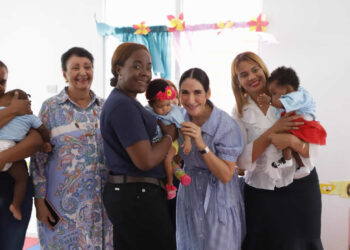 Primera dama e INAIPI ponen en servicio nuevo CAIPI en Guaymate; beneficiará a 250 niños y niñas