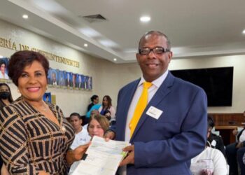 "Al fin se hace justicia" proclaman reclamantes de seguros Constitución que recibieron pagos por 10 millones