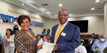 "Al fin se hace justicia" proclaman reclamantes de seguros Constitución que recibieron pagos por 10 millones