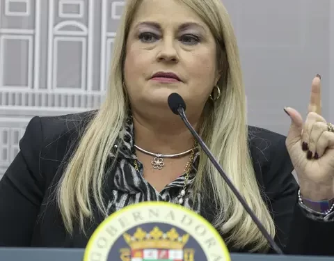 La exgobernadora de Puerto Rico Wanda Vázquez es arrestada por corrupción