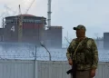Ucrania denunció que las tropas rusas instalaron explosivos en la planta nuclear de Zaporizhzhia