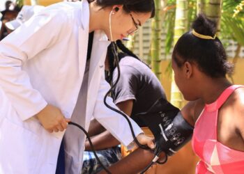 Fundación Cruz Jiminián Realiza operativo médico en Yamasá