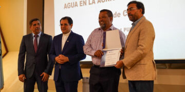 INDRHI y PUCMM culminan capacitación a 60 profesionales sobre el uso racional del agua
