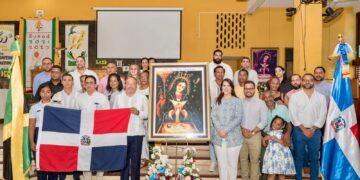 Embajada instala Virgen de la Altagracia en Catedral de Montego Bay