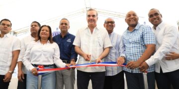 Abinader inaugura la avenida Los Beisbolistas o carretera Manoguayabo en Santo Domingo Oeste