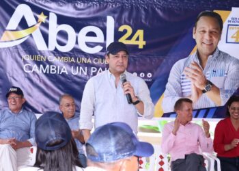 Abel Martínez: Junto al PRM se van los nacionales haitianos con estatus ilegal en nuestro territorio 