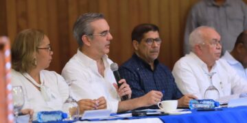 Presidente Abinader y ministro de Agricultura reafirman apoyo a productores de San Cristóbal