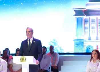 Presidente Abinader sostiene que las inversiones en nuevas infraestructuras transformarán el país