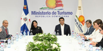 Gabinete de Turismo firma acuerdo para garantizar mayor seguridad en los diferentes destinos