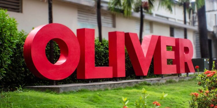 Casa Oliver celebra el Día Internacional del Ron Con más de 200 reconocimientos