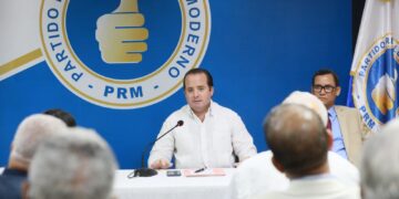 PRM escoge por consenso comisión que reunirá al bloque de senadores y diputados del partido