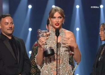 Taylor Swift se impone en unos repartidos MTV VMA con sabor latino y coreano
