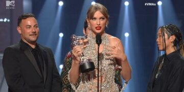 Taylor Swift se impone en unos repartidos MTV VMA con sabor latino y coreano