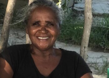 Muere electrocutada mujer de 67 años de edad mientras conectaba un celular en Bahoruco