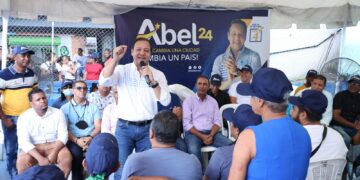 Mientras el Gobierno habla de buenas intenciones los dominicanos viven un infierno, asegura Abel Martínez