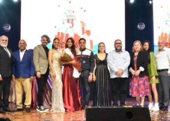 Alcalde Kelvin Cruz deja iniciadas las fiestas patronales 2022 en La Vega