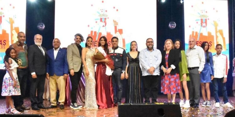 Alcalde Kelvin Cruz deja iniciadas las fiestas patronales 2022 en La Vega