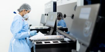 Referencia Laboratorio Clínico informa dispone prueba detección viruela del mono