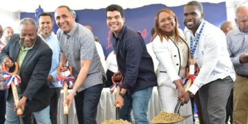 Director ejecutivo del INAPA deja iniciados trabajos de ampliación de redes distribución del acueducto de Consuelo, San Pedro de Macorís