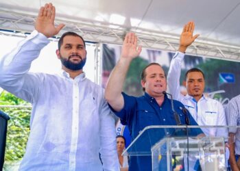 José Paliza juramenta regidores del PLD y FP en el distrito municipal de Guayacanes