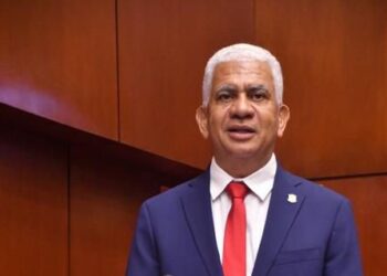 Ricardo De los Santos: “El Presidente me pidió apoyara a Eduardo Estrella"