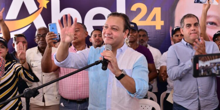Abel Martínez vuelve a las provincias de Azua y San Juan este fin de semana