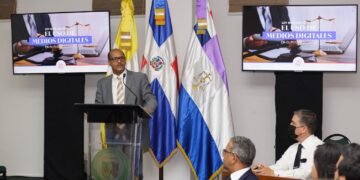 Integrantes Comisión Legislativa SCJ realizan consulta pública del Reglamento para implementación Ley Uso Medios Digitales en el Poder Judicial
