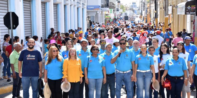 Alcalde Kelvin Cruz deja inauguradas Olimpíadas Infantiles Municipales