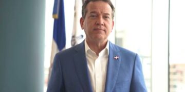 Ito Bisonó llama a los emprendedores a participar Pitch At The Beach en RD