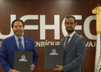 UNIREMHOS firma alianza con universidad de Ecuador para impulsar proyectos de investigación