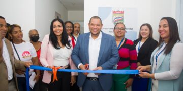 Alcalde Carlos Guzmán habilita primer departamento en el país para atender salud mental de empleados