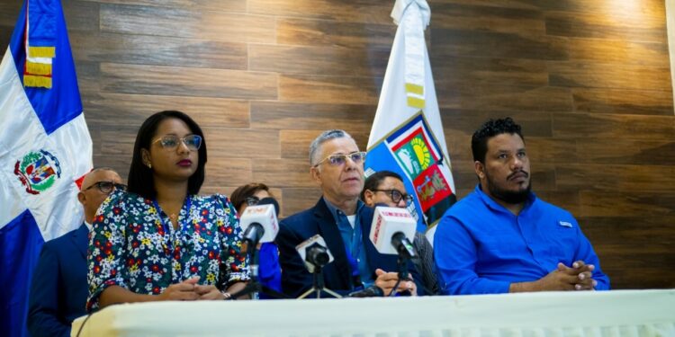 ASDE anuncia licitación para compra de 29 camiones por RD$265 MM