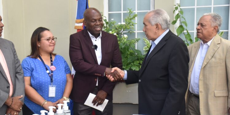 Director de CONAPE afirma donaciones son de gran valor para para envejecientes