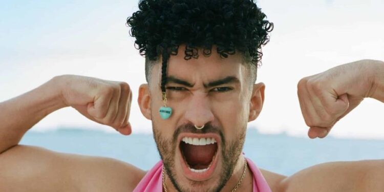 La polémica por el beso de Bad Bunny y un bailarín