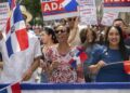 Dominicanos desfilan en Nueva York para celebrar sus logros