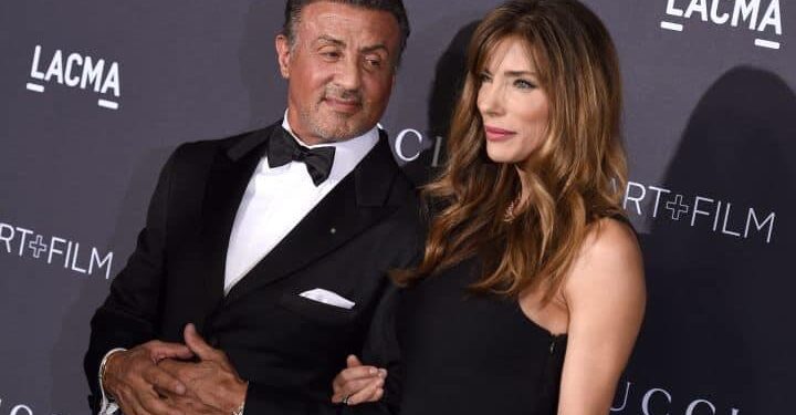 Esposa de Sylvester Stallone le pide el divorcio