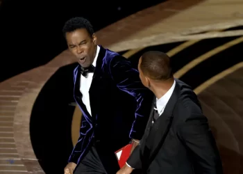 La Academia propuso a Chris Rock presentar los Óscar tras el bofetón de Smith